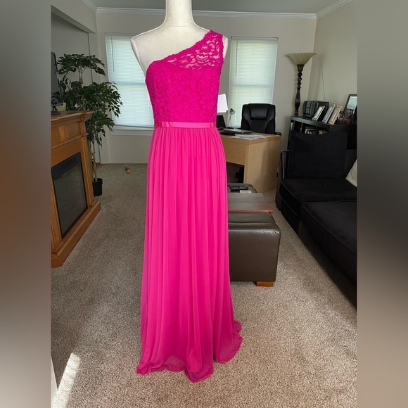 David’s Bridal Begonia Long One Shoulder Lace Prom Dress Size 6 Color Pink NWT - Picture 2 of 14
